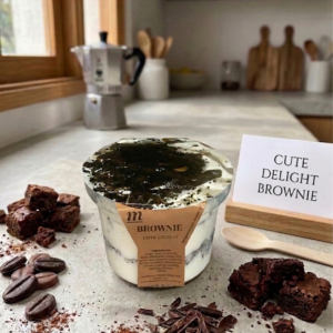 Artisanal Cute Delight Dessert - Double Chocolate Brownie & Salted Pistachio